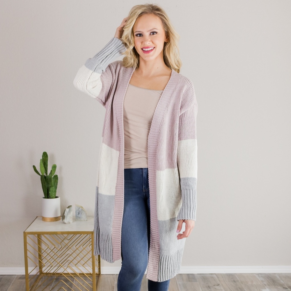 'Caught Up In You' Color-Block Cardigan - Picture 5 of 6